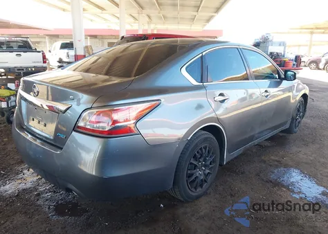 2014 Nissan Altima 2.5 S z USA, uszkodzony, nr VIN 1N4AL3AP4EC173167